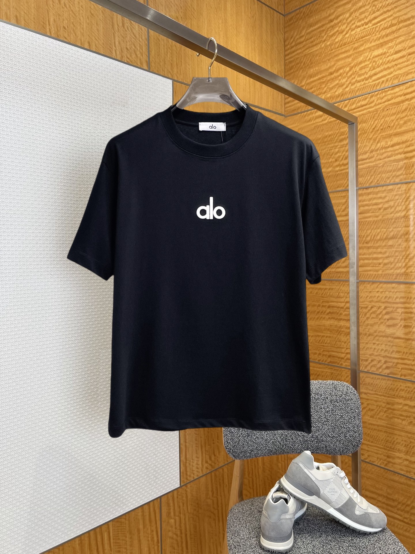 short sleeves